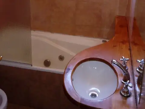 HOSTERIA MAS DEPARTAMENTOS TOTALMENTE EQUIPADA