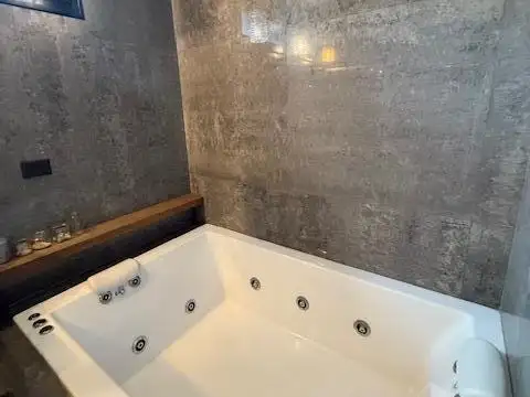 Casa 4 ambientes con pileta en venta - LOTE CENTRAL - Nuevo Quilmes