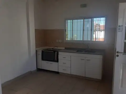 Depto Tipo Casa Monoambiente con 1 baño