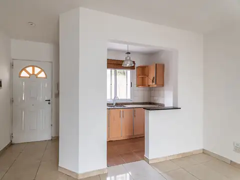 Depto Tipo Casa en Venta en Florida Belgrano/Oeste, USD 150.000
