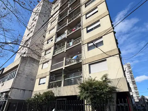 2 AMBIENTES CON BALCÓN
