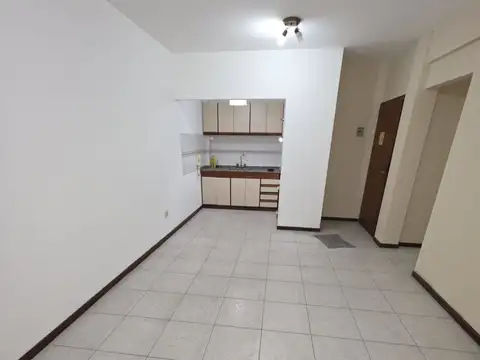 LOMAS VALENTINAS 700, Piso PB