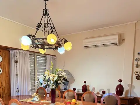 Casa en Venta en Centro calle 12, USD 325.000