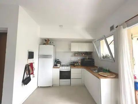 Depto Tipo Casa en Venta con 1 cocheras