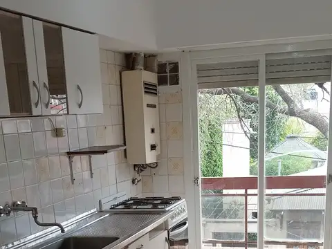Departamento en Alquiler en Republica De La Sexta, $ 700.000