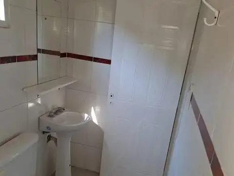 Depto Tipo Casa en Alquiler en Las Tardes, $ 450.000