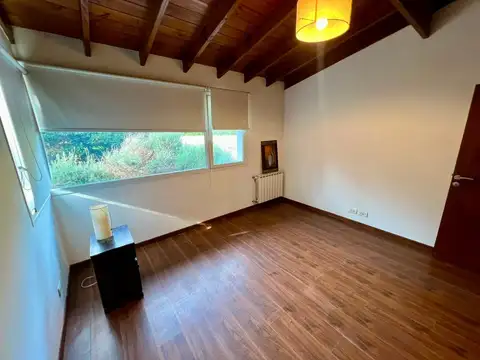 Casa en Venta en Sierra De Los Padres, USD 165.000