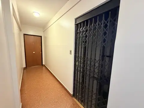 Departamento 2ambientes en Caballito con balcón y parrilla