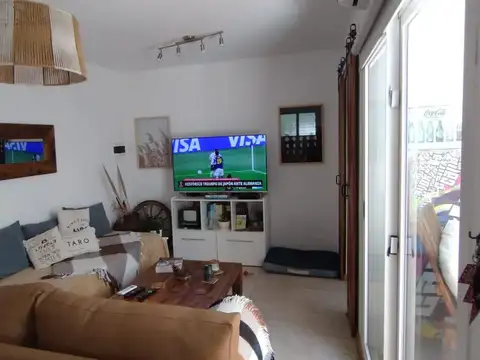 Depto Tipo Casa en Venta con 1 cocheras