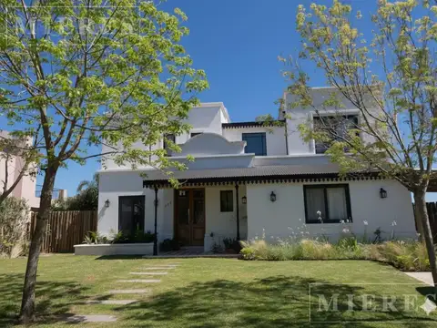 Barrio santa teresa al 100, Villanueva