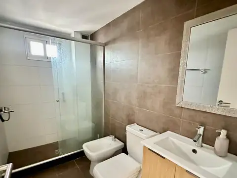Alquiler De Hermoso Apto 1 Dormitorio Amoblado En Pocitos