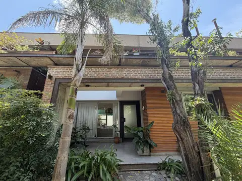 Casa en venta 3 amb. en Hurlingham BARRIO CERRADO
