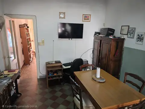 Casa 7 ambientes con 2 baños