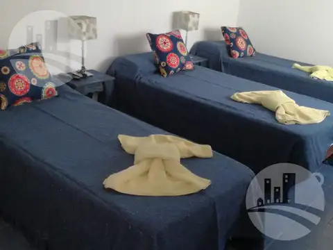 Hotel 19 hab. 2*