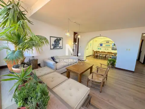 Departamento en Venta de 4 ambientes