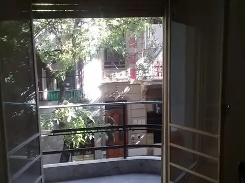 Cochabamba 700, Piso 1