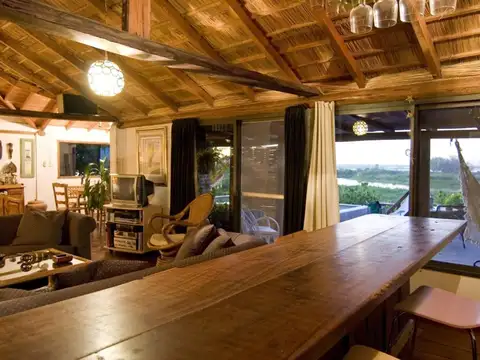 Casa en Venta al Oeste