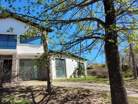 Casa en Alquiler en Septiembre, USD 1.200