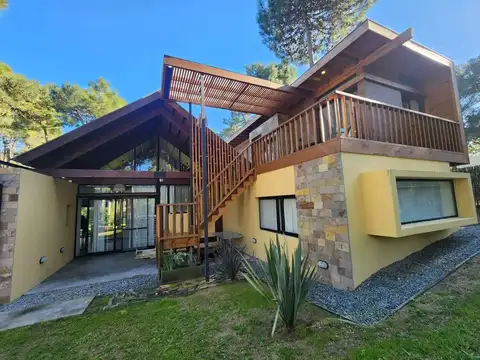 Casa en Venta de 5 dormitorios