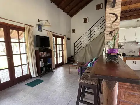 Casa 2 ambientes con piscina en  La Armonía