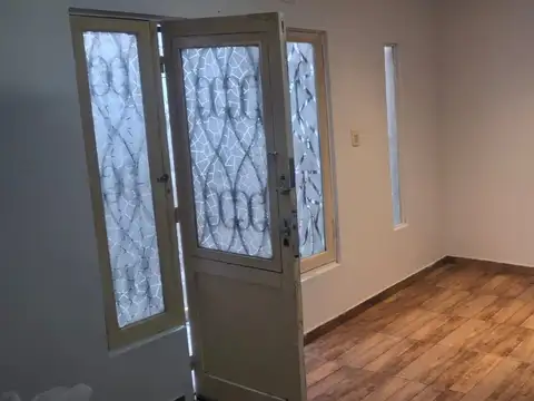 CASA EN VENTA EN LANÚS OESTE +LISTA PARA HABITAR