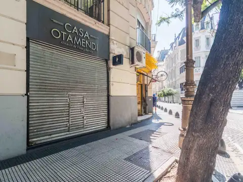 Local en Alquiler 70 años