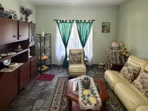 Elvira Sullivan 1300