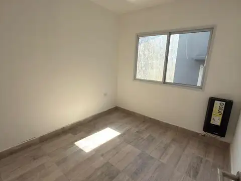 Moreno 4400, Piso 1
