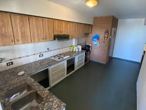 Pueyrredon 800, Piso 2