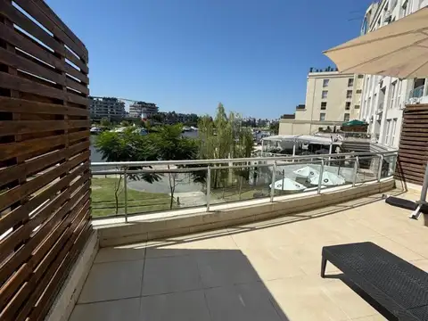 Av Del Puerto 200, Piso 1