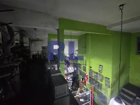 Local en Venta en Valentin Alsina, USD 195.000