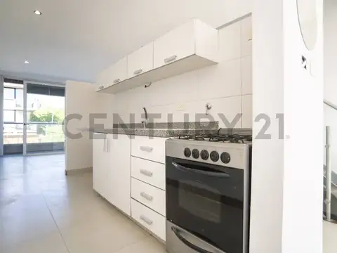 DEPARTAMENTO EN ALQUILER EN CITY BELL TIPO DUPLEX DE DOS DORMITORIOS