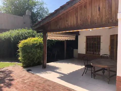 Casa - Barrio Parque Leloir