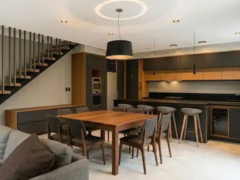 Videla Castillo 1700