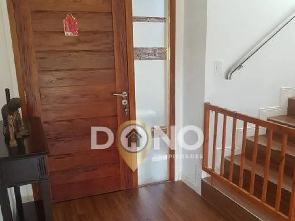 Casa en Venta con cochera