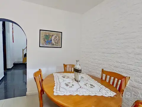 Depto Tipo Casa 4 ambientes con 2 baños