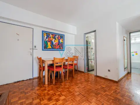 Aguero 1800 , Piso 7