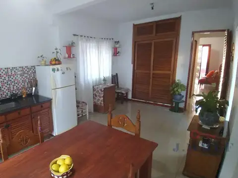 Casa en Venta con 4 cocheras