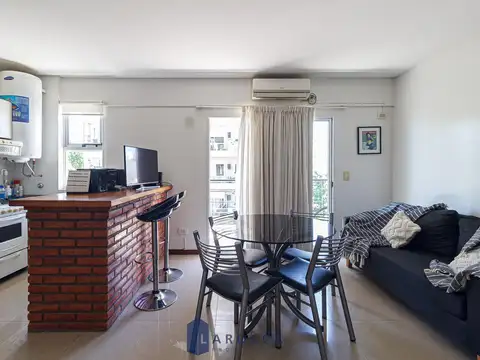 DEPARTAMENTO - VENTA - VILLA PUEYRREDON - 2 AMBIENTES - BALCON