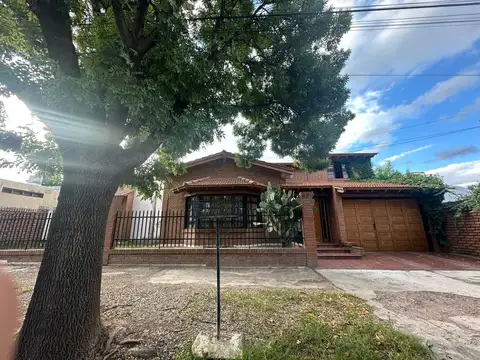 Casa en Venta en Lujan de Cuyo, Luján de Cuyo