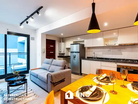 Balcarce y San Lorenzo - Dpto de 3 Dormitorios Externo. Posibilidad cochera.