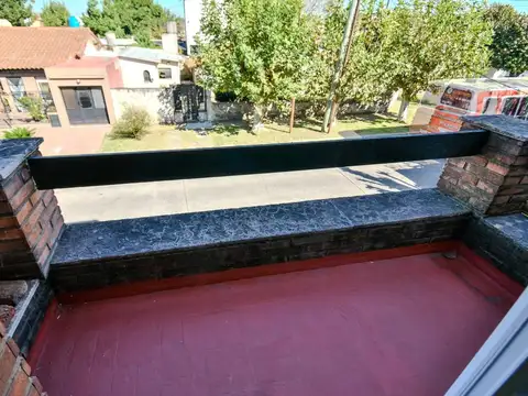 Parana e/ Monseñor Tomas Solari y Charcas