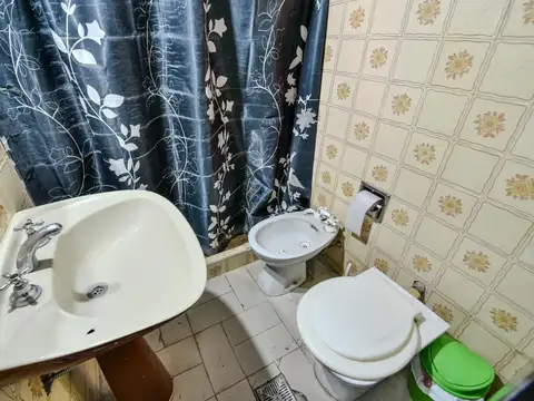 Depto Tipo Casa en Venta con 1 cocheras