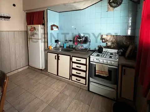 Casa 3 ambientes con 1 baño