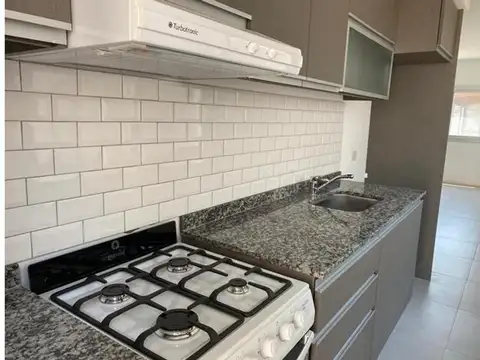 Depto Tipo Casa 3 ambientes con 2 baños