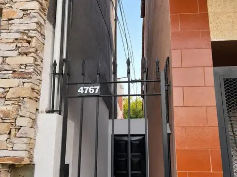 Casa PH en berazategui centro