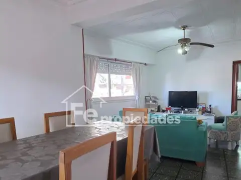 Depto Tipo Casa en Venta en Liniers, USD 164.000