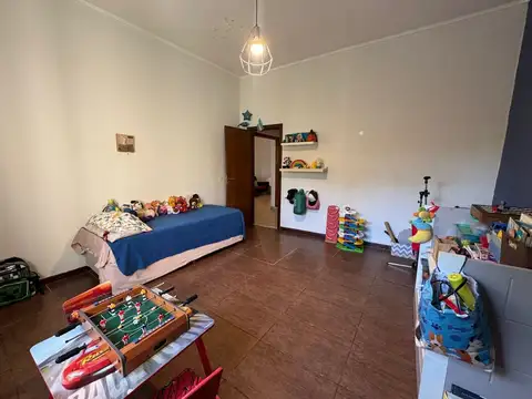 VENTA CASA 3 AMBIENTES QUILMES O. GARAGE PASANTE