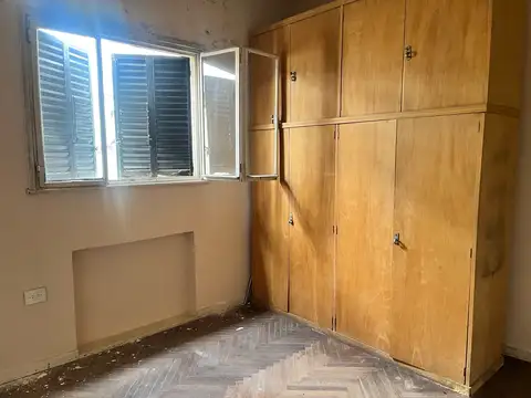 Depto Tipo Casa en Venta en Flores, USD 59.000