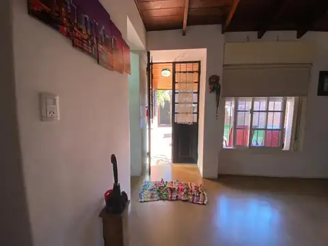 Depto Tipo Casa 4 ambientes con 2 baños